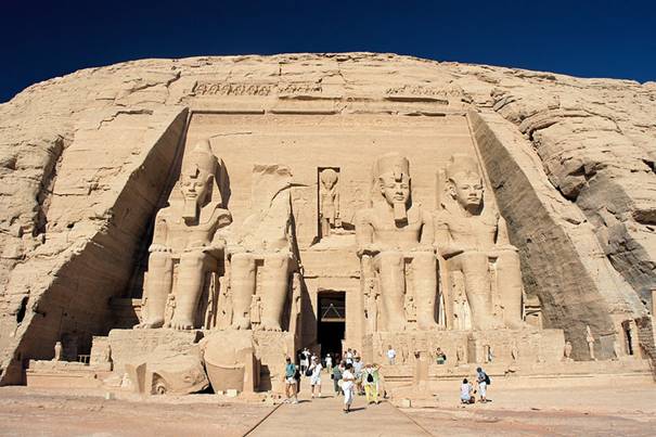 Aboe Simbel, de grote tempel van Ramses II.