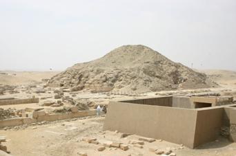 Piramide van Oenas